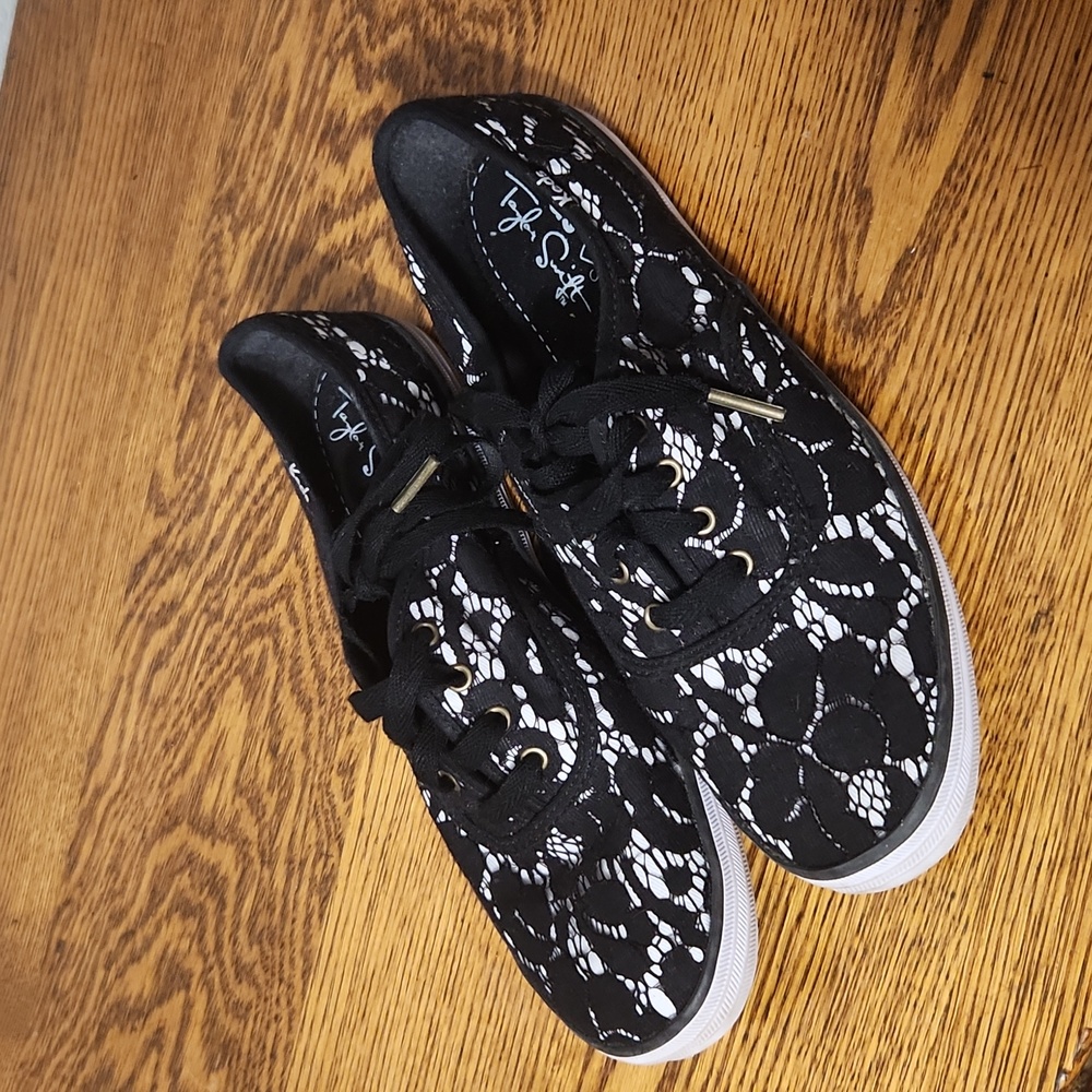 Keds